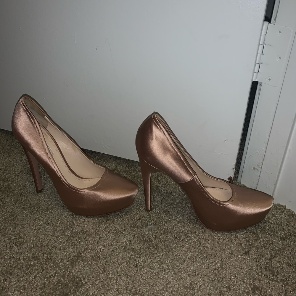 AUTHENTIC Prada satin pumps 38 1/2 - Picture 3 of 5